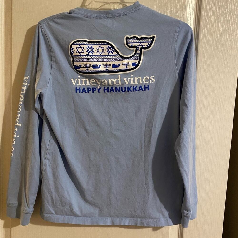 🗽Vineyard Vines Cotton pocket long sleeve T Shirt Happy Hanukkah.